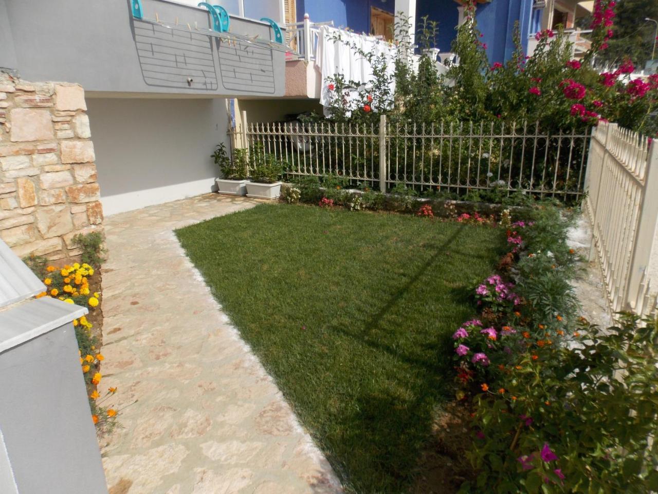 Vasili Sunstay Apartments Sarandë Exteriör bild